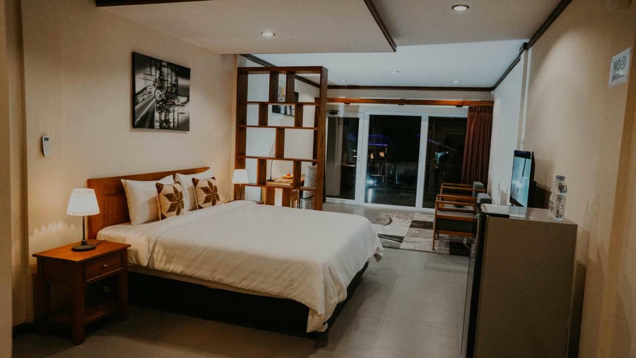 Seaview Beach Resort Jepara Exterior photo